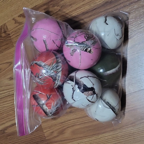 11 Realtree Camo Christmas ornaments tree white red pink green camouflage - Picture 1 of 5